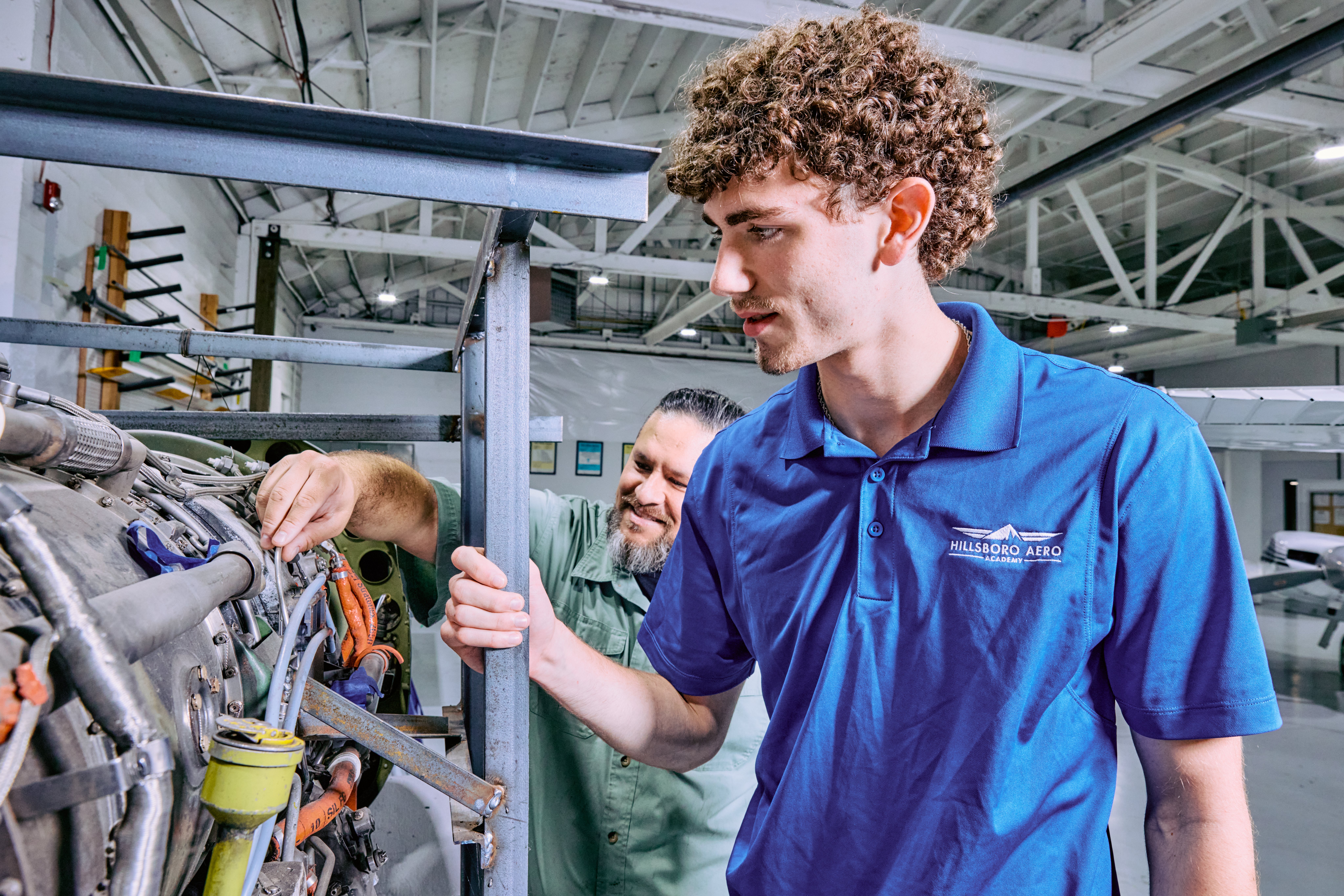 What It Takes to Earn an A&P License as an AMT